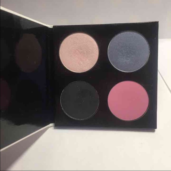 Stila Noire Palette - Picture 2 of 2