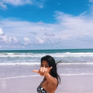 Meet your Posher, Sofia