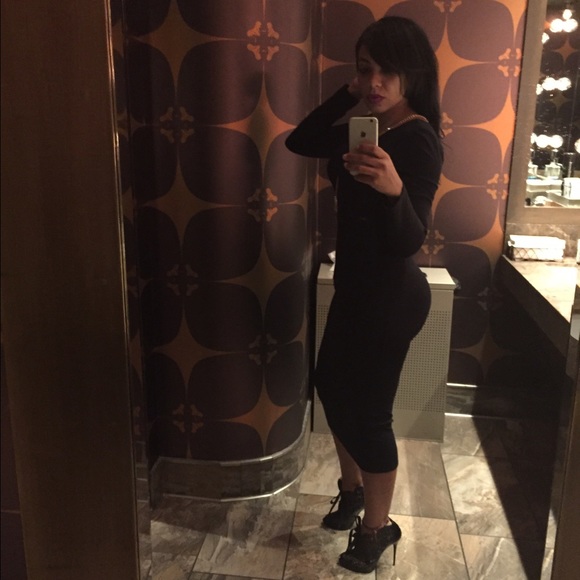 Meet your Posher, Jessica - Picture 2 of 2