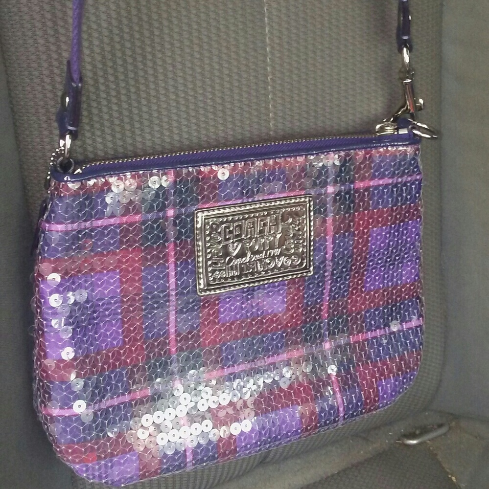 Never used authentic coach poppy crossbody bag