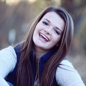 Meet your Posher, Claire