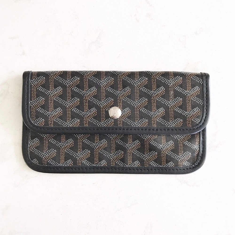 Goyard pouch wallet Authentic