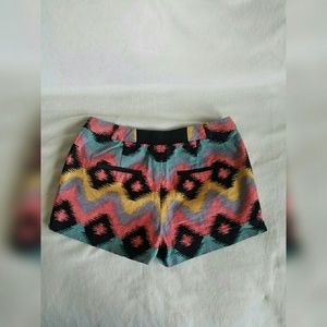 Rachel Roy, size 6, multicolor shorts