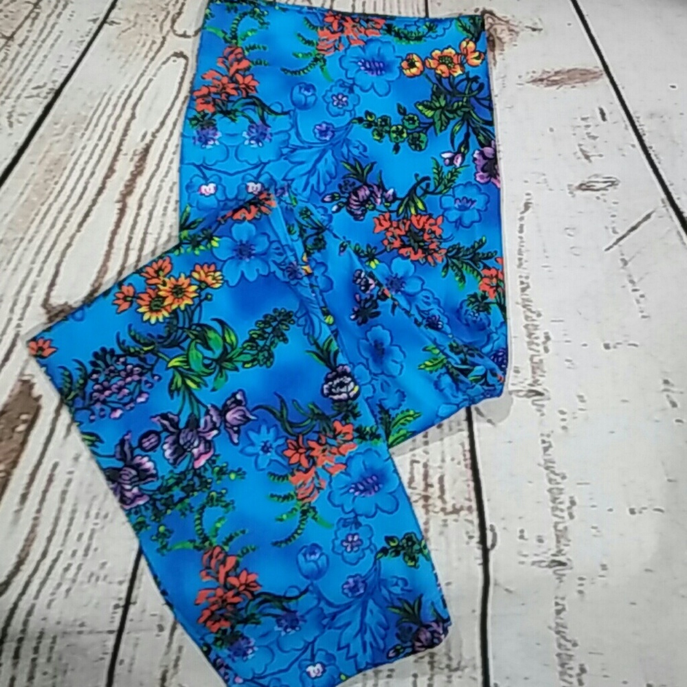 Floral Capri leggings