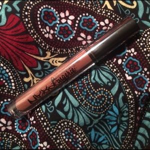 NYX Lip Lingerie in 'Beauty Mark'