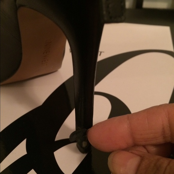 Black patent leather booties. Firm price. - Picture 5 of 6