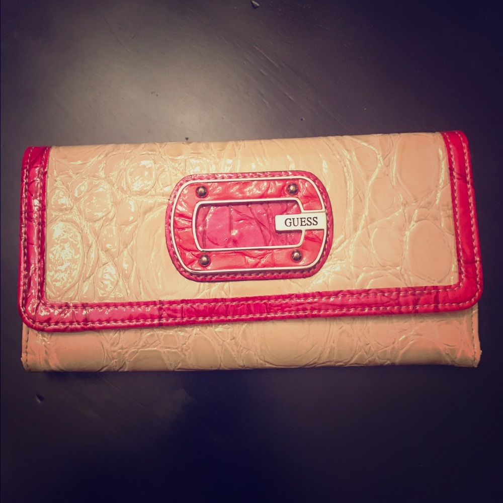 Guess Wallet