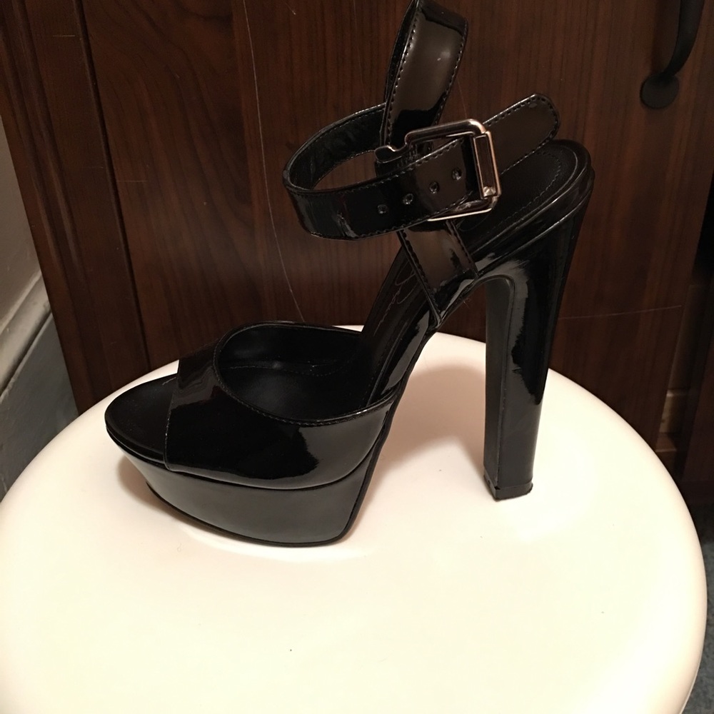 Jessica Simpson Heels