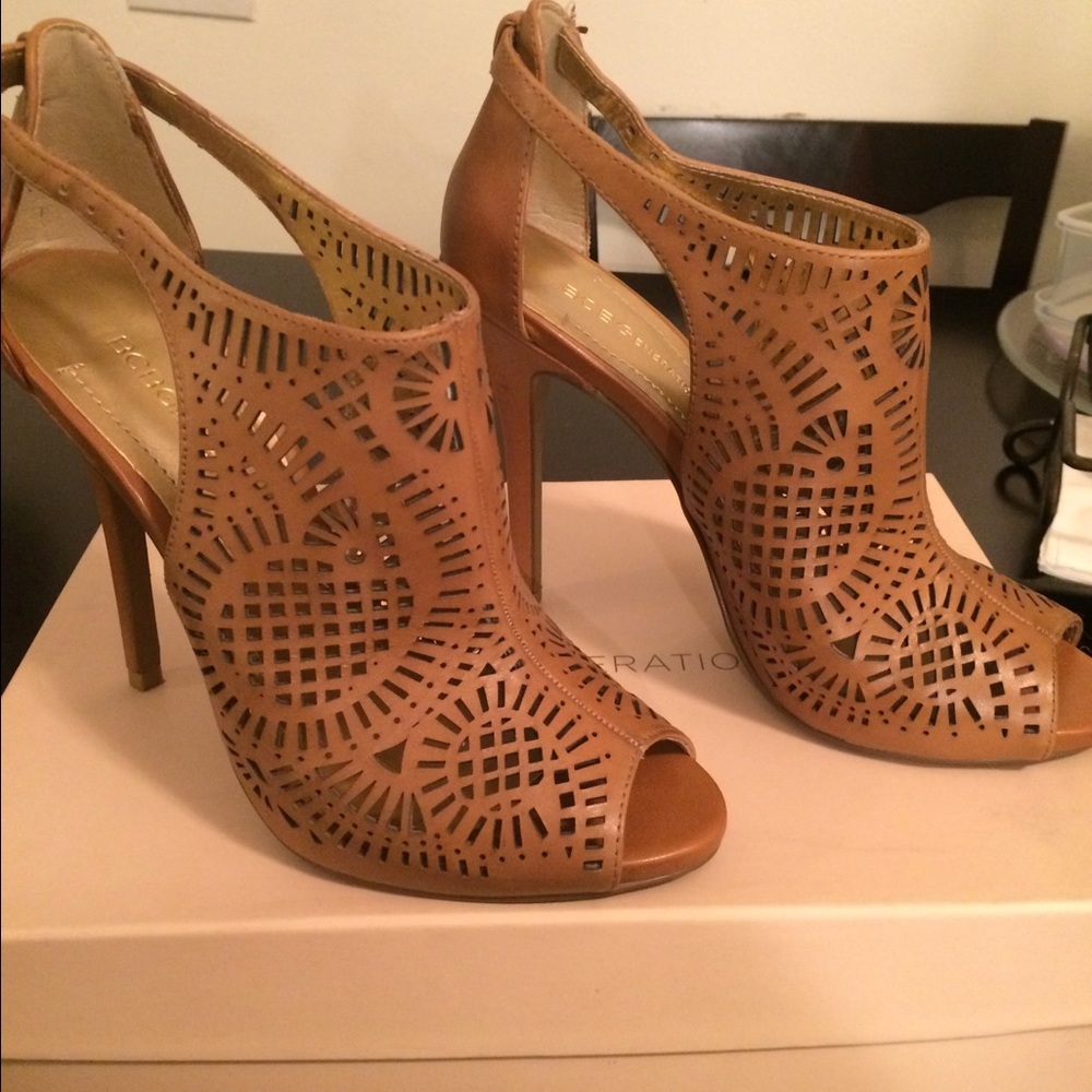 BCBG Pumps