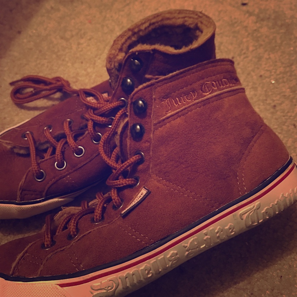 Juicy Couture Fur lined sneakers!