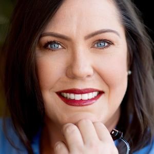 Meet your Posher, Donita