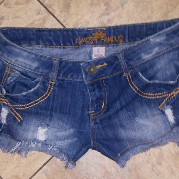 Almost Famous Pants - Almost Famous Shorts Size 7