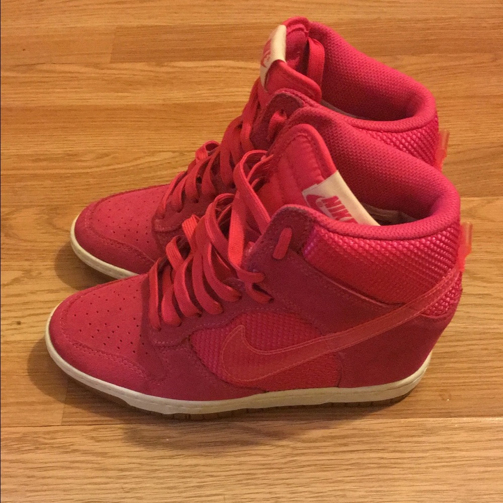 Nike Sneaker Wedge