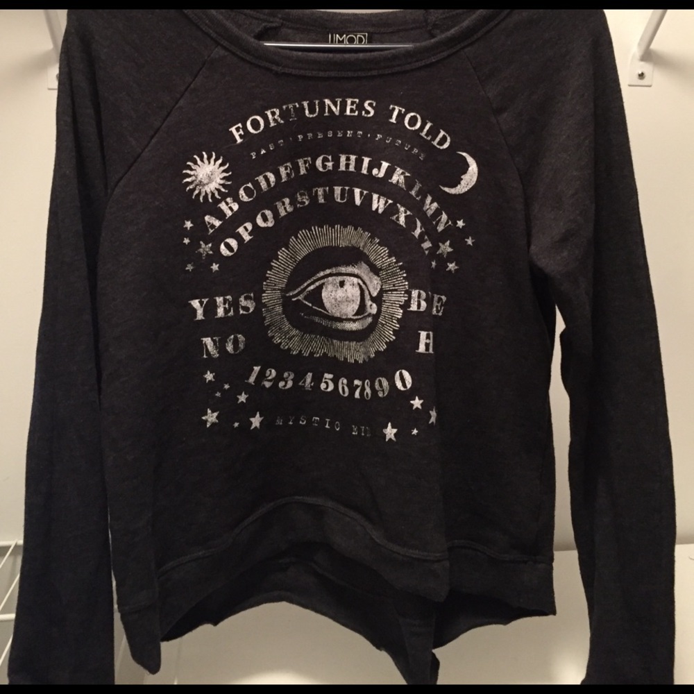 Sweater tee
