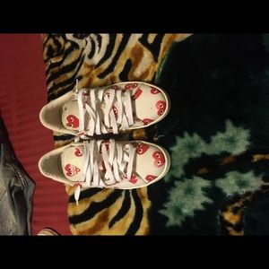 Comme des garçons shoes
