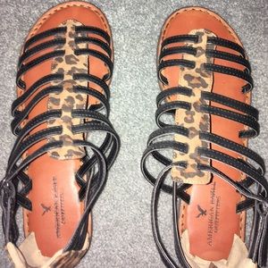 American Eagle leopard print sandals
