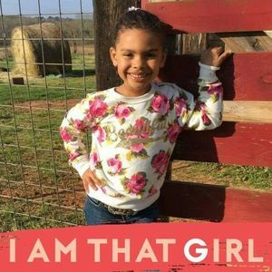 Meet your Posher, Kelli