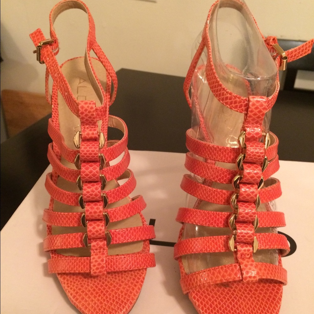 Aldo strapless high heels