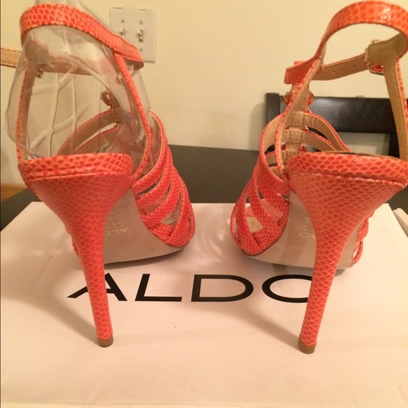 Aldo strapless high heels - Picture 2 of 4