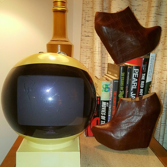 Jeffrey Campbell Zoe wedge bootie NWOT!! - Picture 7 of 8