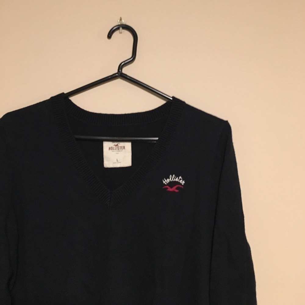 v neck sweater