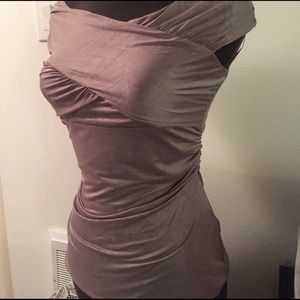 NWOT Guess brand size S Top