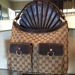 💯% Authentic GUCCI shoulder bag