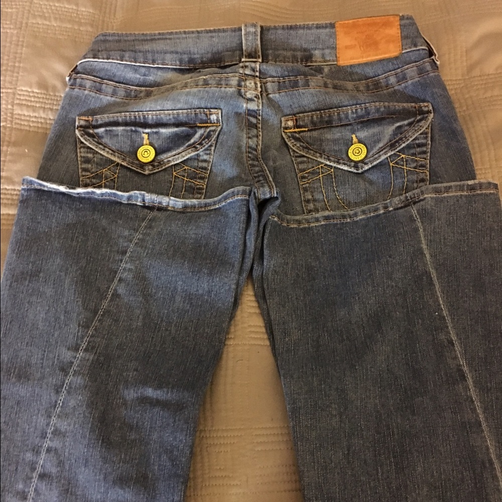 Size 27 true religion jeans