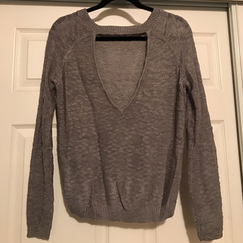 XXI OPEN BACK SWEATER 💕