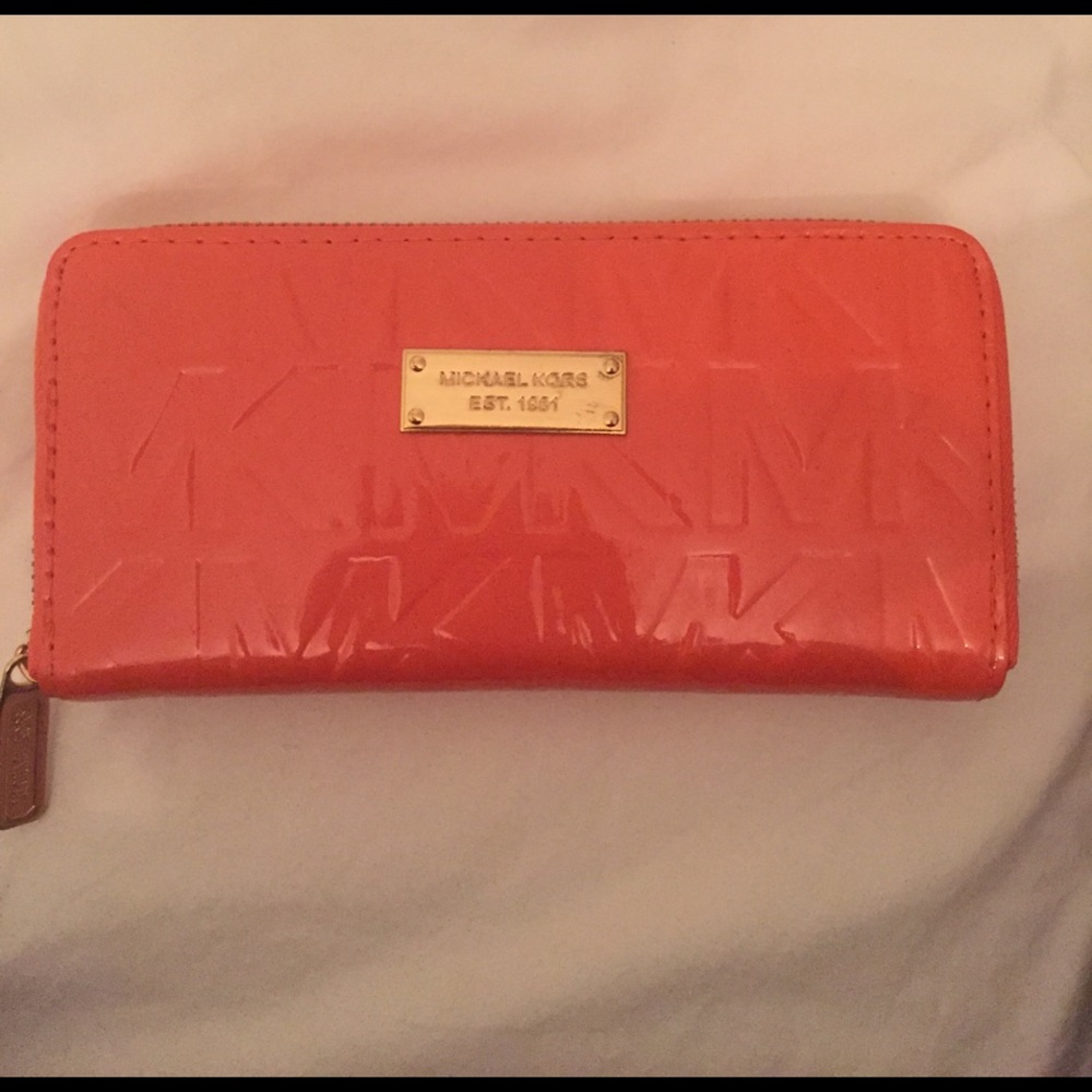 Michael Kors patent orange leather wallet