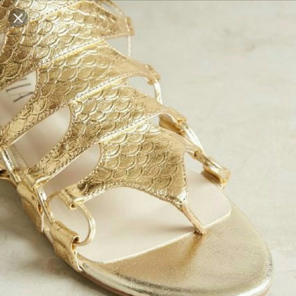 NWT Anthropologie Embossed Metallic Gladiator gold - Picture 3 of 4