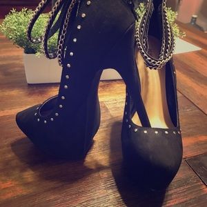 Brand new black stiletto with wrap around straps