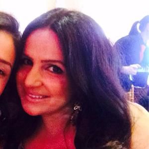 Meet your Posher, Karine