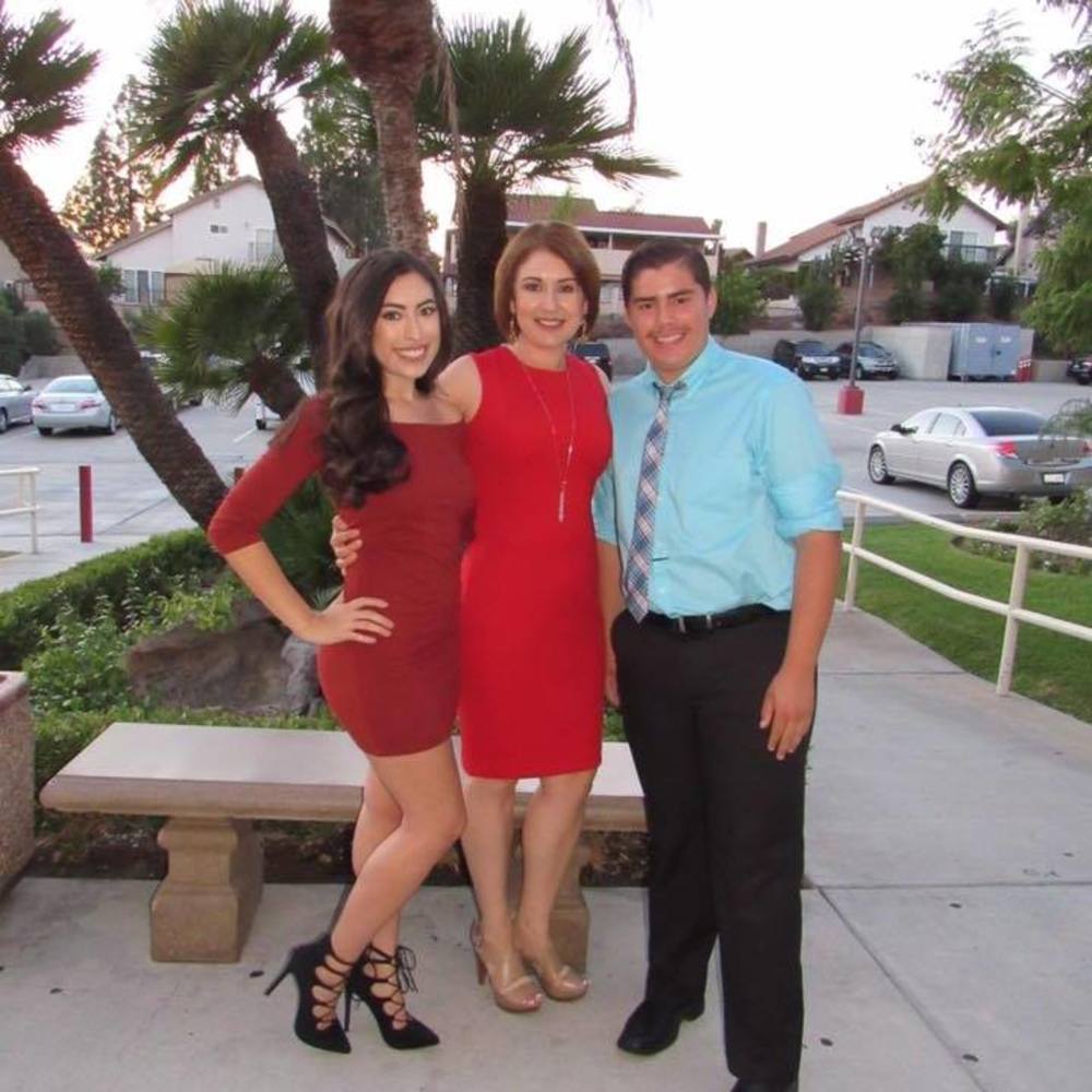 Meet your Posher, Claudia