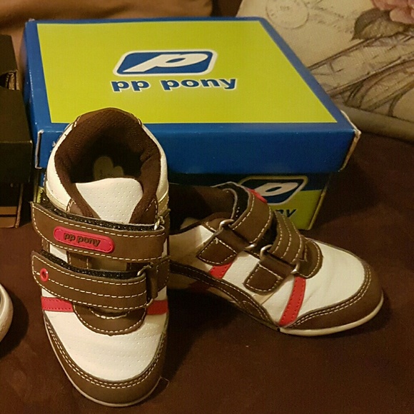 *SOLD* Pp pony toddler shoes size 8 - Picture 1 of 3