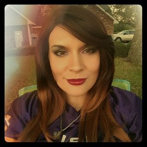 Meet your Posher, Vicky