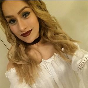 Meet your Posher, Gabriela