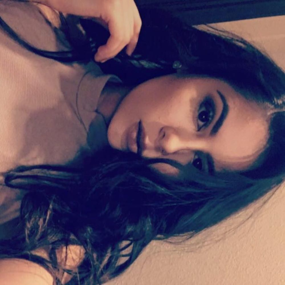 Meet your Posher, Jasmine