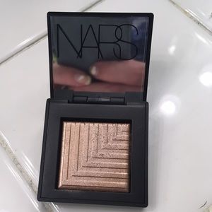 NARS himalia eyeshadow