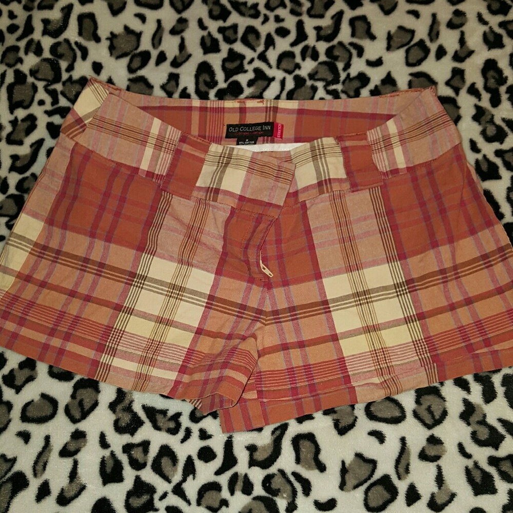 Old College Inn plaid shorts