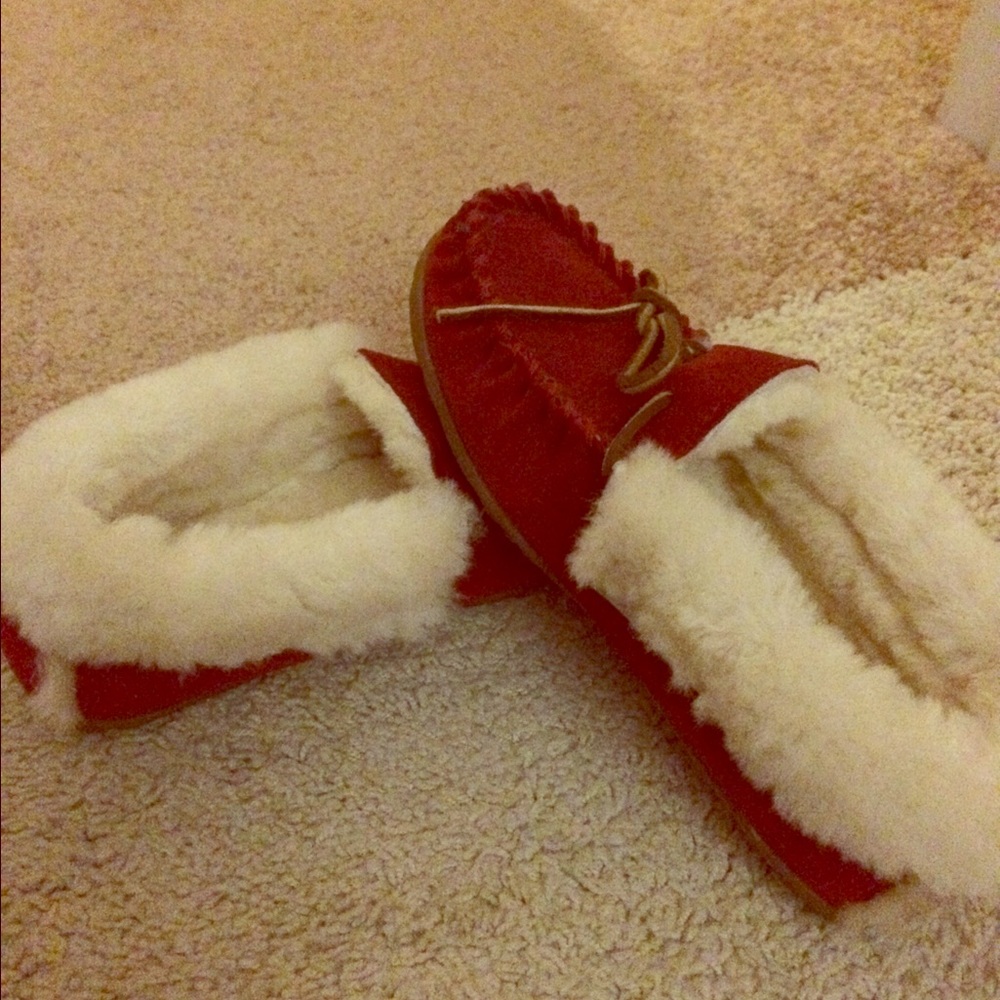 NEVER BEEN WORN - Red, Cozy, LL Bean Moccasins.