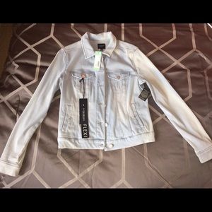 Light colored Liverpool Kolten Denim Jacket