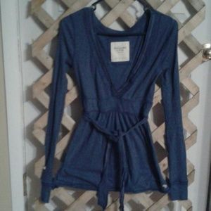 Abercrombie long henley top