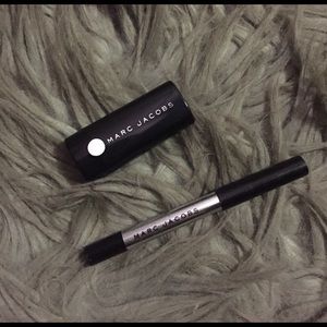 Marc Jacobs lipstick and eyeliner