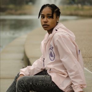 Meet your Posher, Jasmin