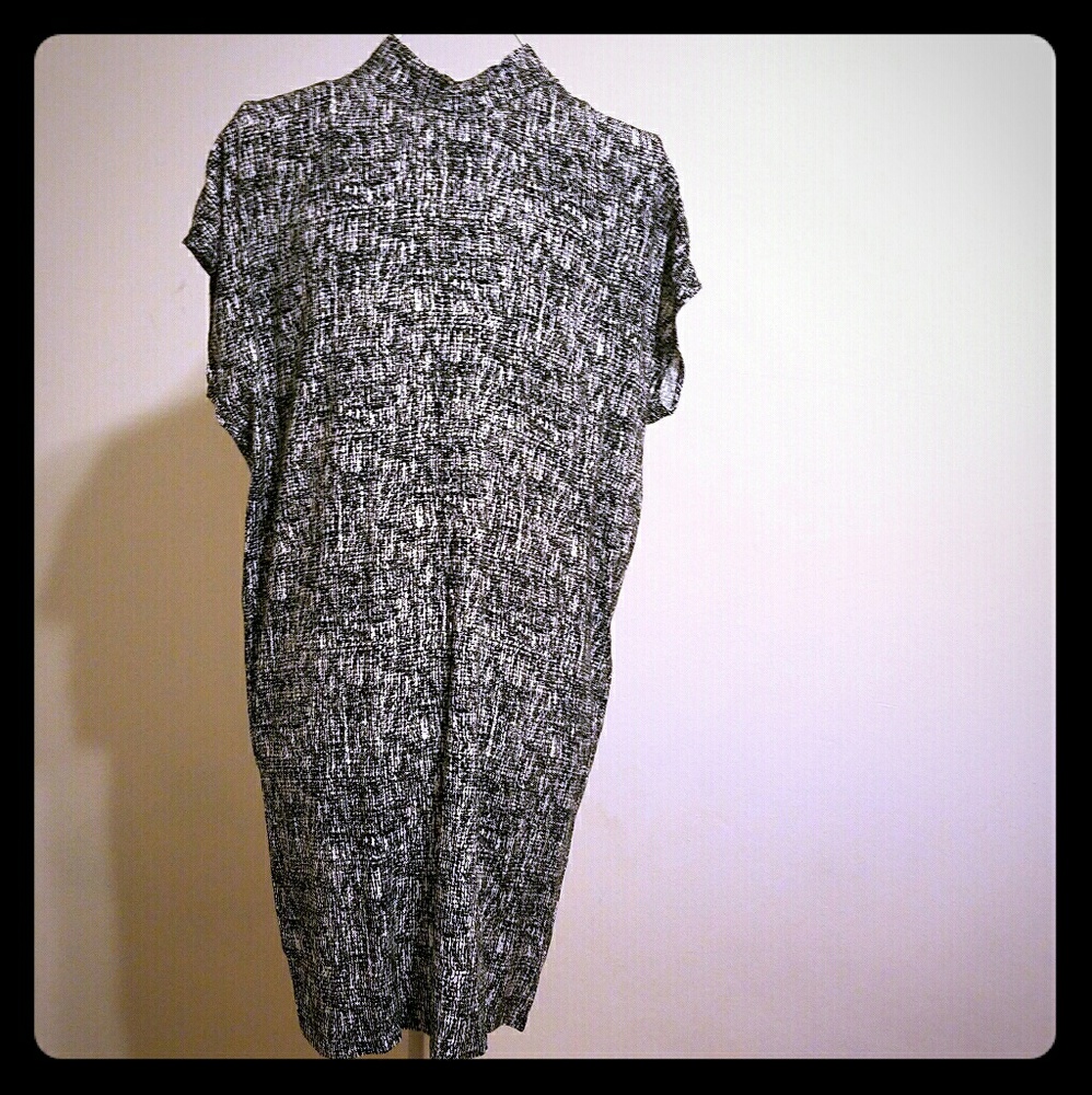 Black and white ONLY dress