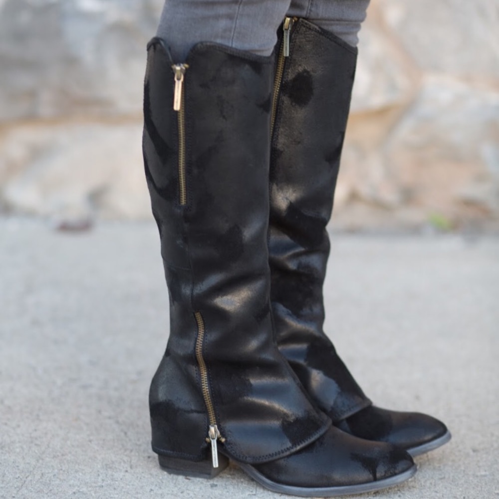 Donald J. Pliner boots - Picture 3 of 3