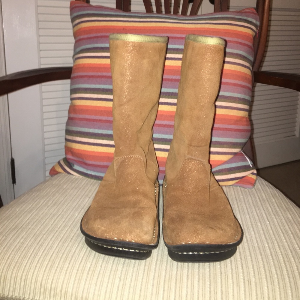"Algeria" Fur-Lined Boots - Rust in Color 🎈