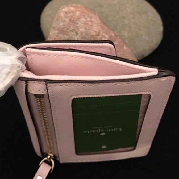 Kate Spade Laurel Way Petty NWT - Picture 3 of 5