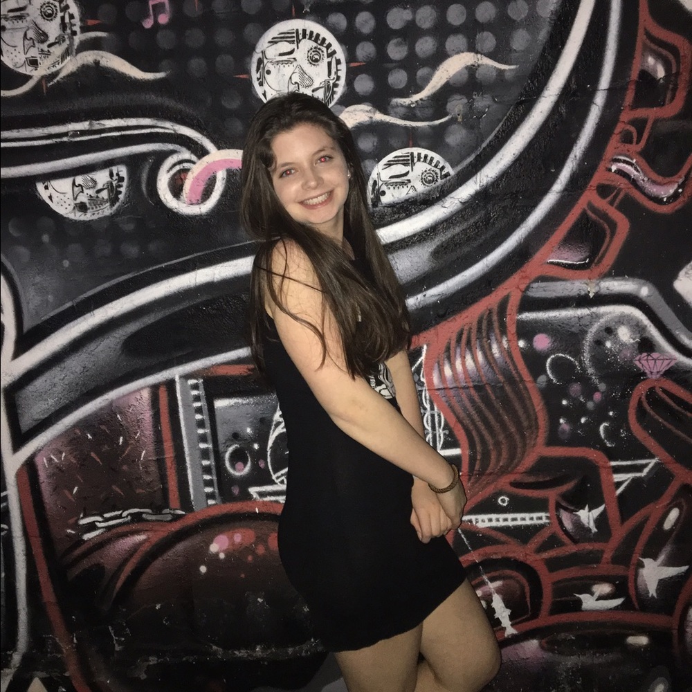 Meet your Posher, Victoria